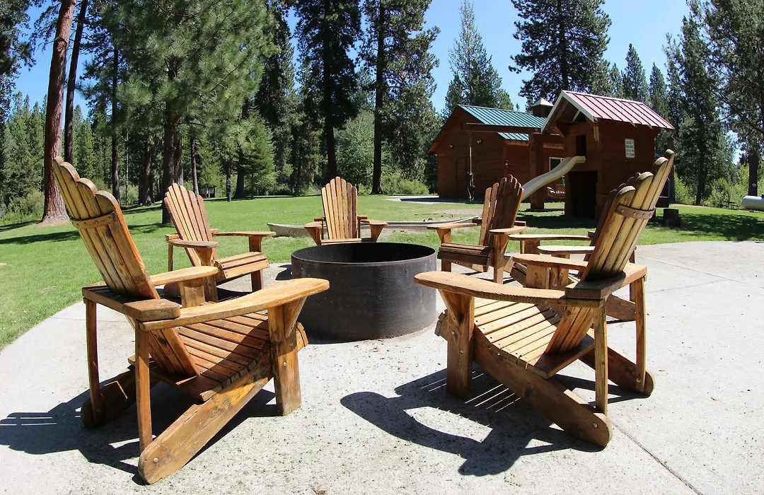 Crater Lake Resort-1